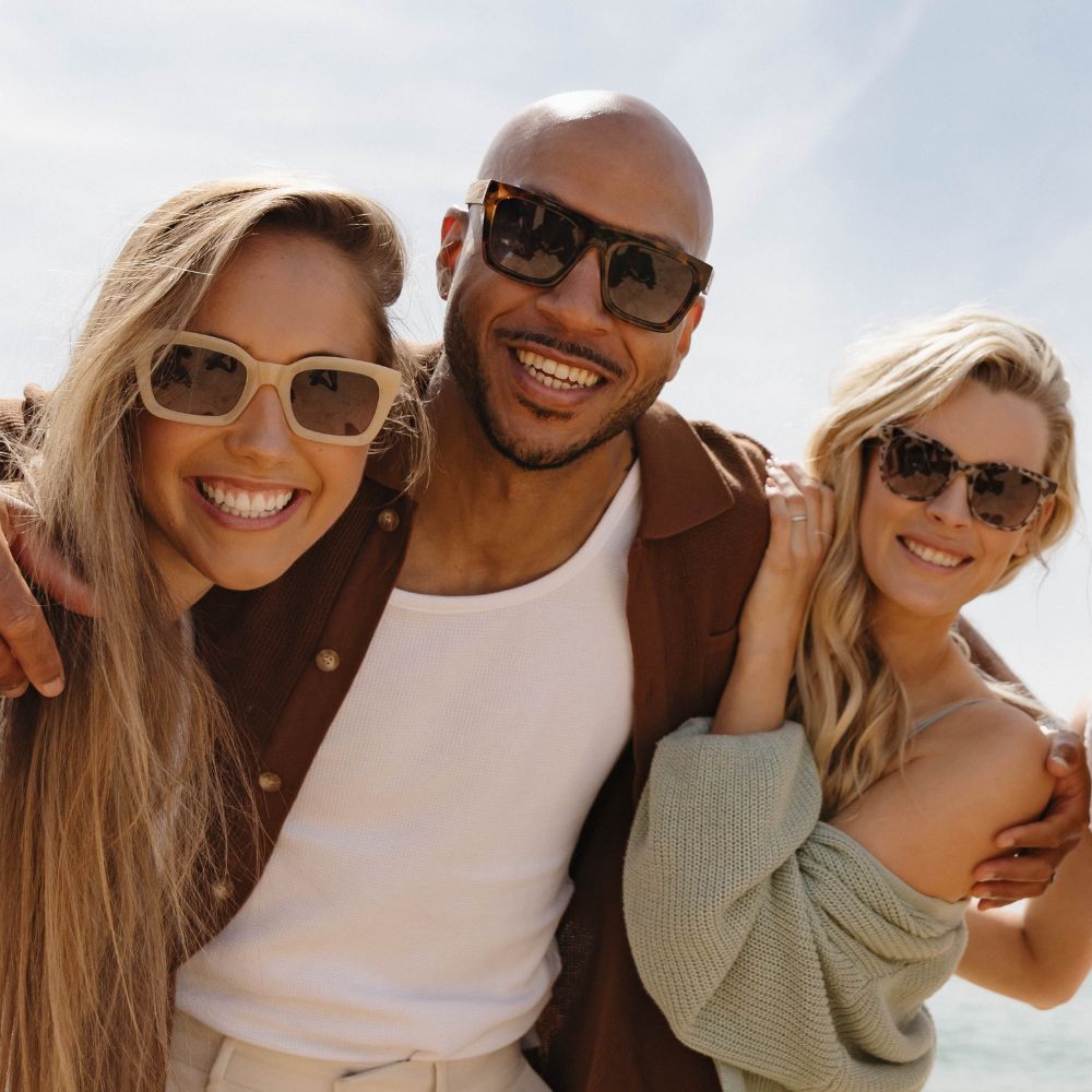 ZAHRA NUDE l Brown Gradient Lens l White Maple Arms