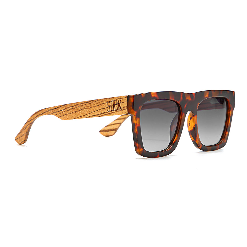 ROCCO TORT l Black Polarised Lens l Walnut Arms