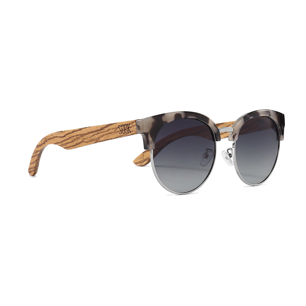HEATHER IVORY TORT l Gradient Smokey Lens l Walnut Arms - SOEK South Africa