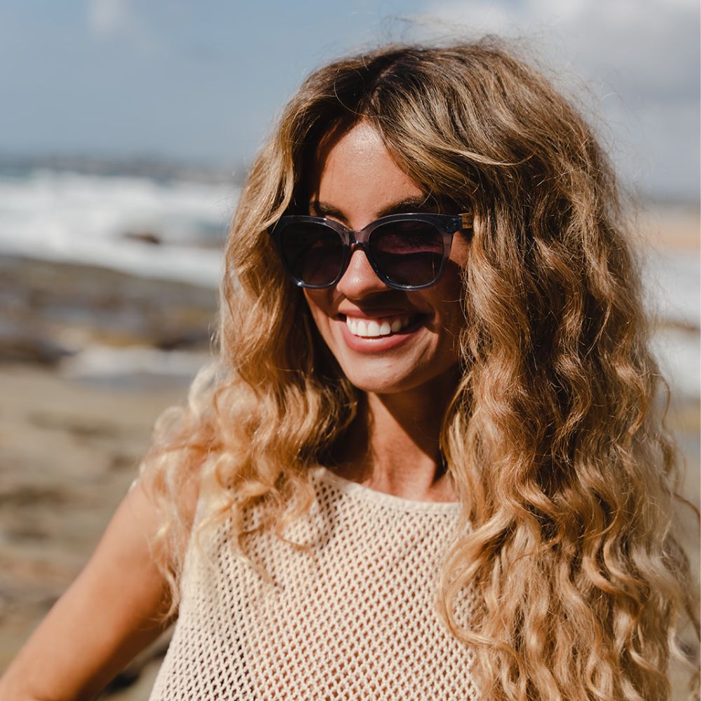 LILA GRACE MIDNIGHT BLUE l Smokey Gradient Lens l Walnut Arms