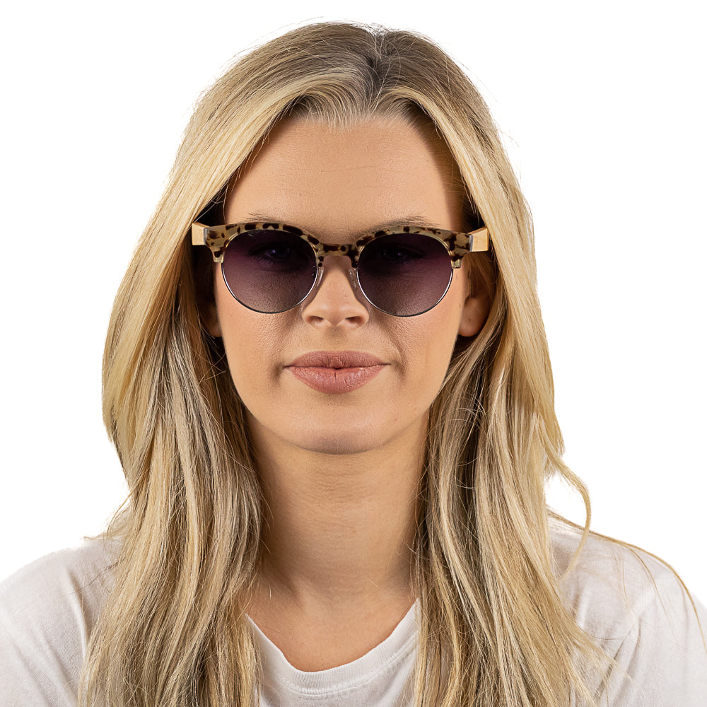 OLIVE TORT l Grey Lens l White Maple Arms
