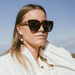 RIVIERA TORTOISE - Tortoise Sustainable Polarised Sunglasses with Polarised Black Lens and Walnut Wooden Arms - Soek Fashion Eyewear -SOEK® South Africa