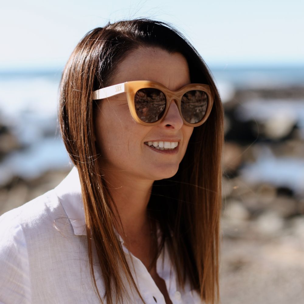 ** NEW **MILLA CARAMEL - Wooden Polarised Sunglasses with Brown Gradient Lens and White Maple Arms - SOEK South Africa