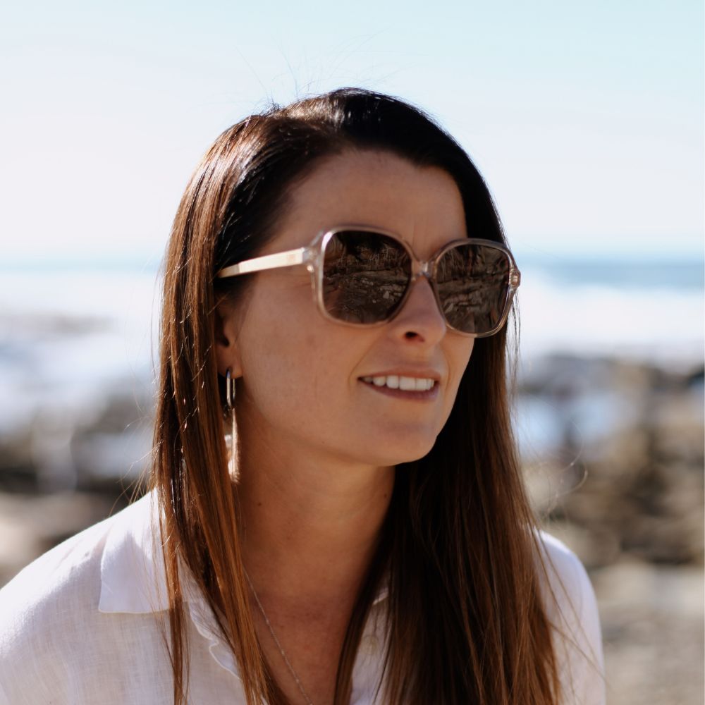 Buy Online Fashion Sustainable SCARLETT CHAMPAGNE - With Brown Graduated Polarised Lens and White Maple Arms - Adult - wholesale- with Exceptional Comfort - Soek- South Africa